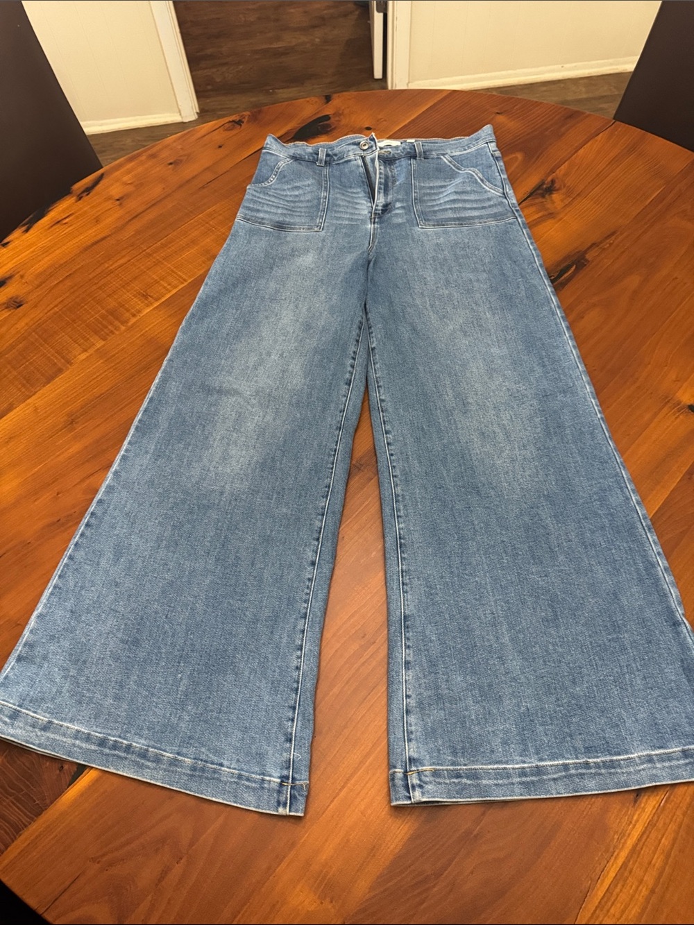 High-Rise Wide Leg Jeans in Light Blue Denim